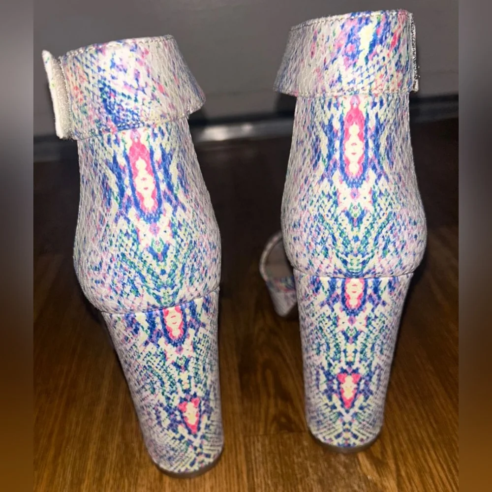 Colorful Splatter Heels - Picture 6 of 14